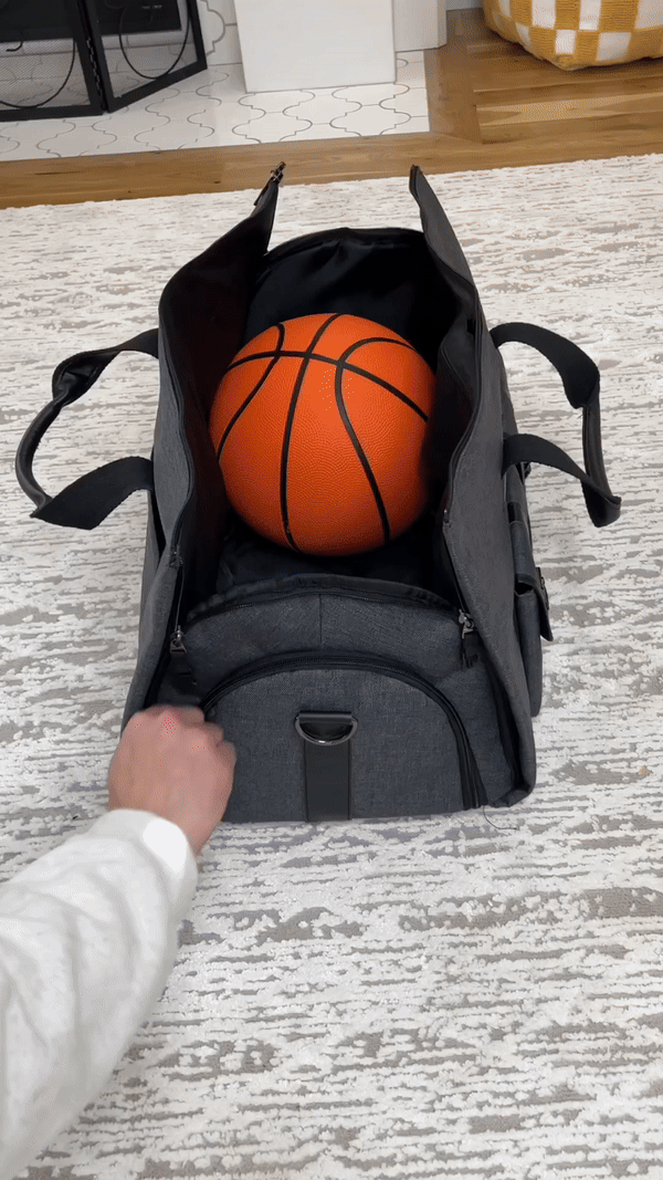 TitanDuffle: Your Travel Companion